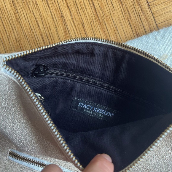 Stacy Kessler beige vegan leather fold over clutch with champagne sparkles NWOT - Picture 5 of 8